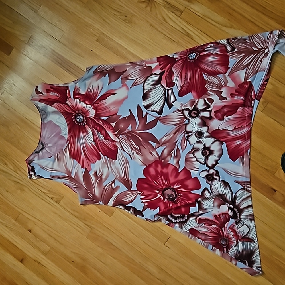Lbisse flowered tunic tank